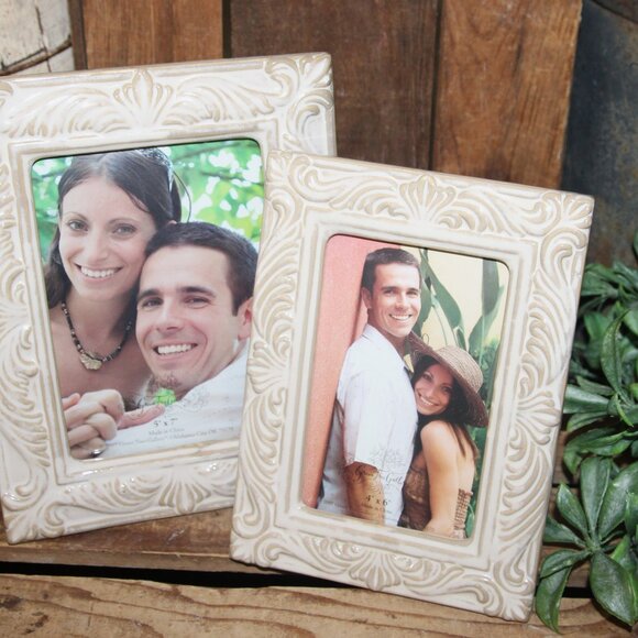 Ornate Set of Cream and Beige Ceramic Picture Frames - Picture 3 of 4